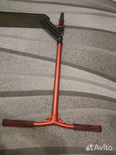 Трюковой самокат triad