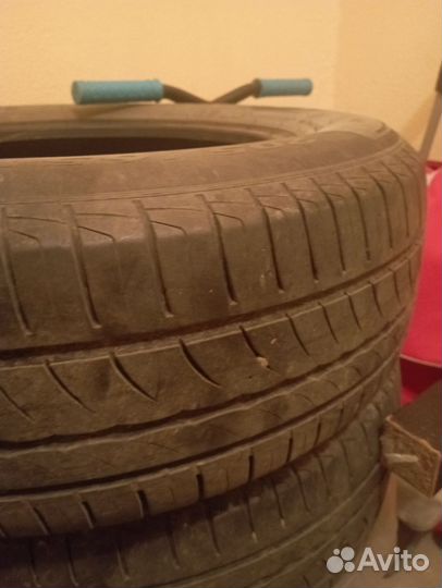 Futuroad BW666 205/65 R15 95H