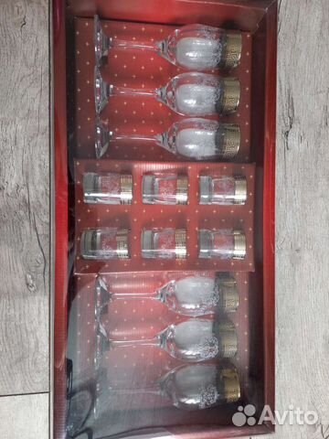 Рюмки на ножке