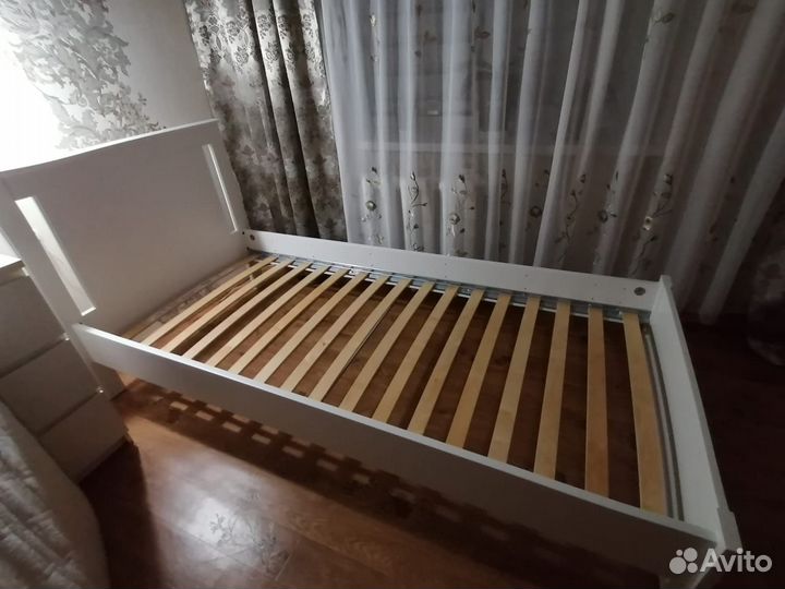 Кровать IKEA songesand