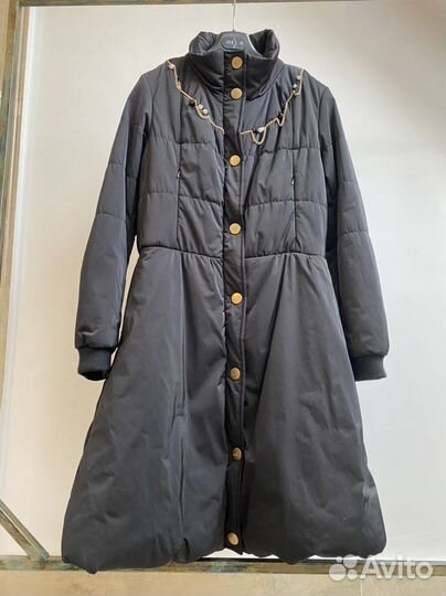 Пальто зимнее новое Love Moschino размер M-L