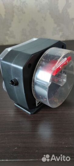 Автоматическая кормушка для рыб