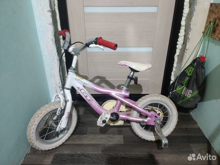 Детский велосипед для девочки 3-5 лет