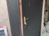 Металлическая дверь бу