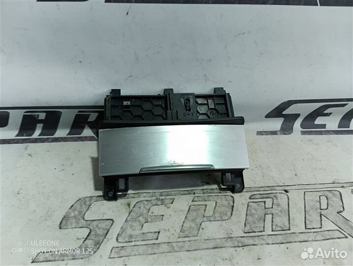 Пепельница передняя Audi Q7 4L 3.0 BUG 2007