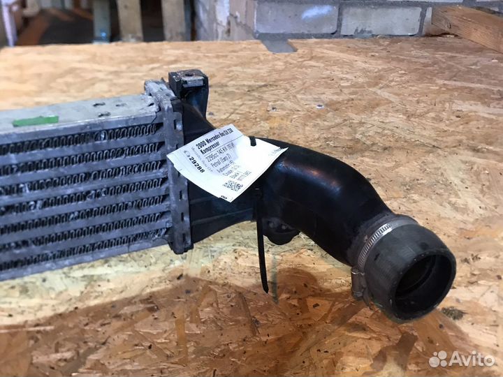 Интеркуллер на мерседес w202 w208