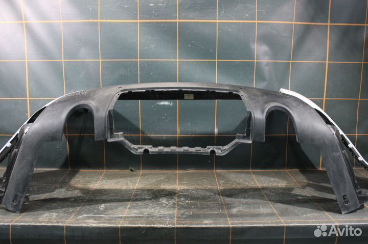 Бампер задний - Land Rover Range Rover Sport