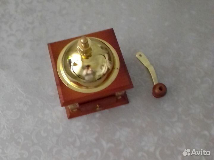 Кофемолка ручная