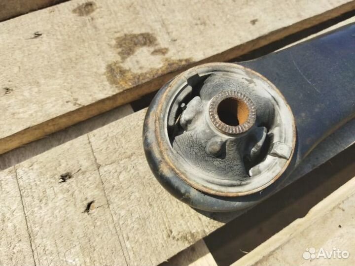 Рычаг передний правый Toyota Caldina ST246 3sgte