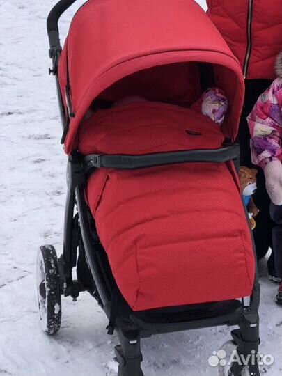 Прогулочная коляска peg perego