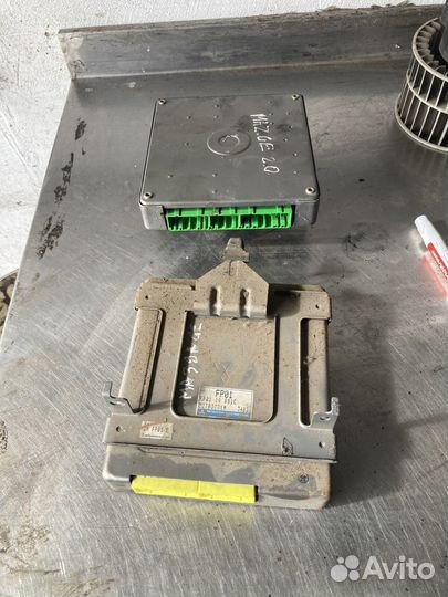 Блок управления Мазда 626 ге