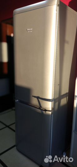 Холодильник бу ariston