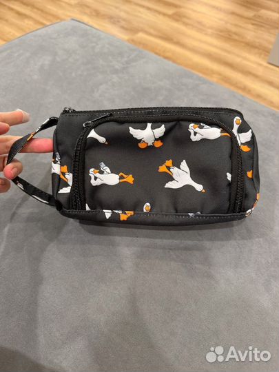 Пенал с гусями