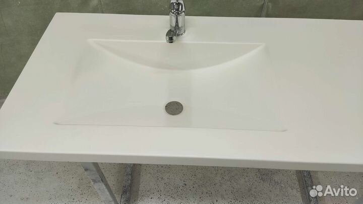 Продам столешница с мойкой для ванной