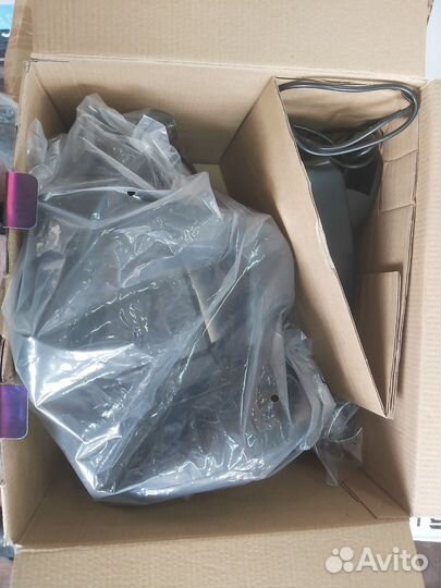 8 Игровой руль для пк с педалями Defender