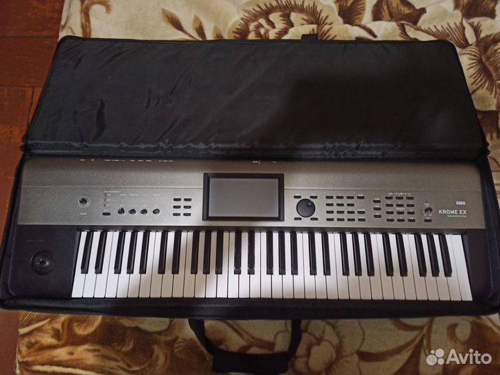 Синтезатор korg Krome EX 61