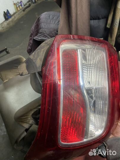 Фара задняя renault logan 2-3