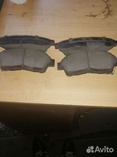 Передние тормозных колодки на маркообразные