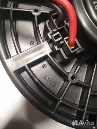 Двигатель отопителя Lexus RX