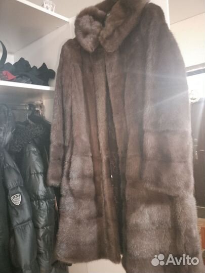 Шуба норковая 46 48 50 с капюшшоном