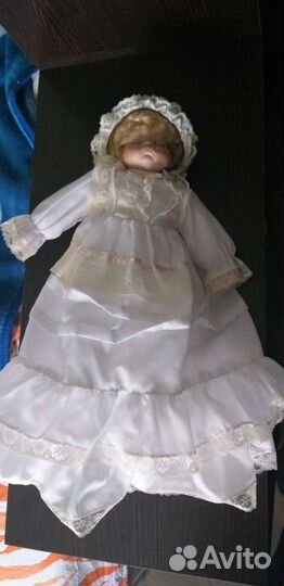 Кукла фарфоровая (сплюша)