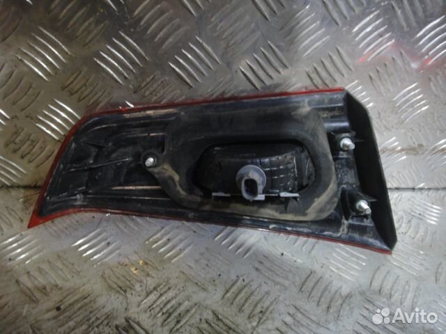 Фонарь ASX (10) R в крышку б/у