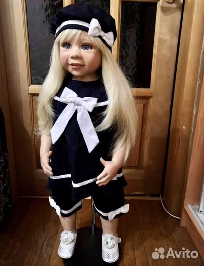 Коллекционная кукла Моники Левиниг