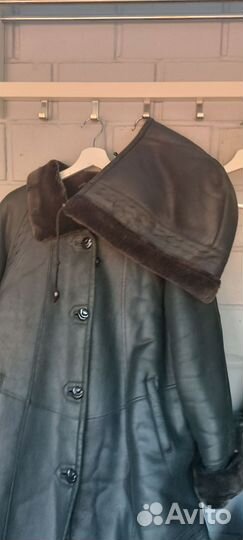 Дубленка натуральная женская с капюшоном