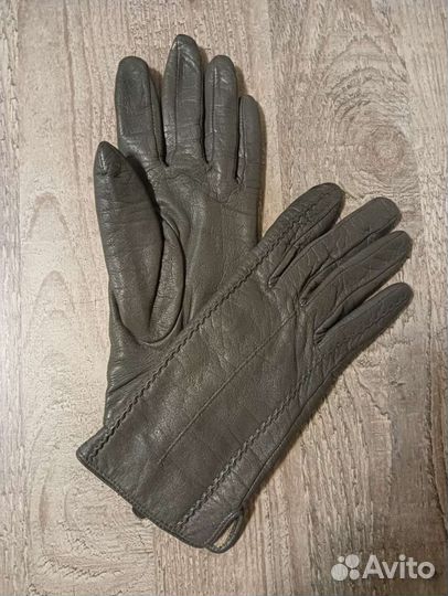 Перчатки женские кожаные 6 размер серые б/у