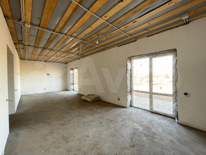 Дом 145 м² на участке 7 сот.