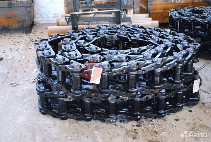 Цепь гусеничная Volvo SA1182-00671