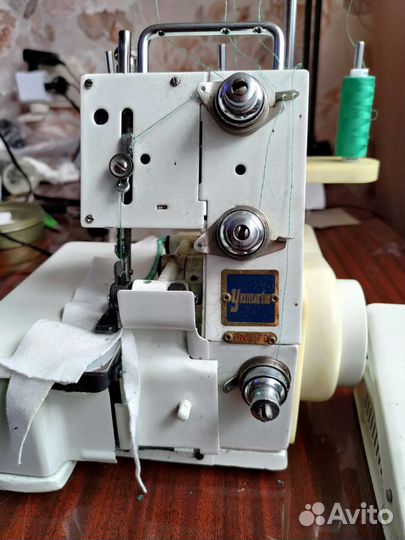 Оверлок для швейной машины