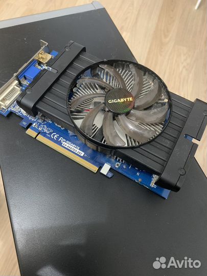 Видеокарта gigabyte AMD Radeon HD 6670 2гб DDR3
