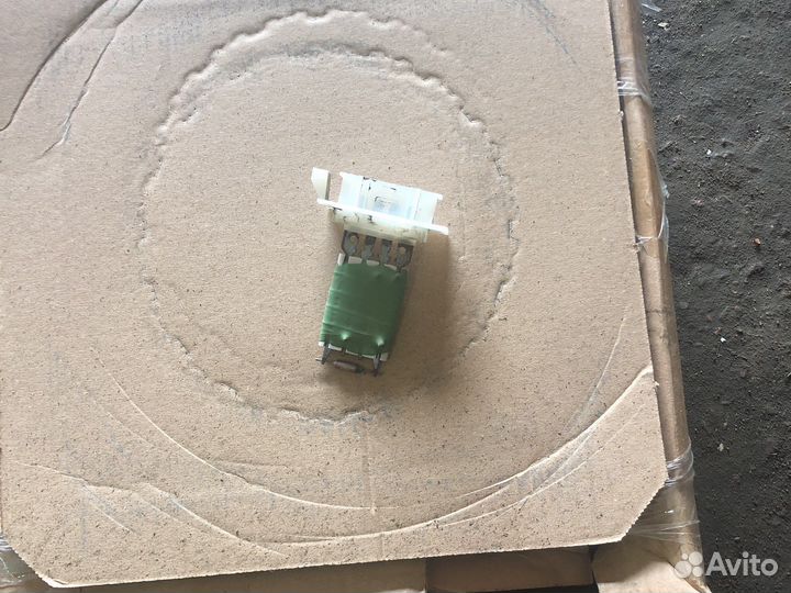 Реостат печки renault duster