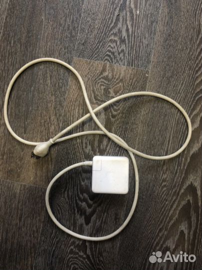 Блок питания Apple от MacBook pro 2017