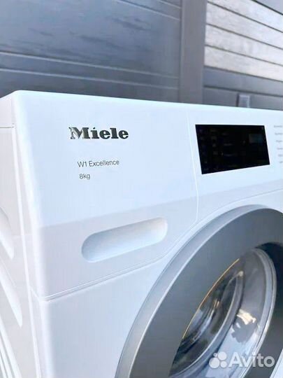 Стиральная машина Miele WED 135 WPS 2022 года