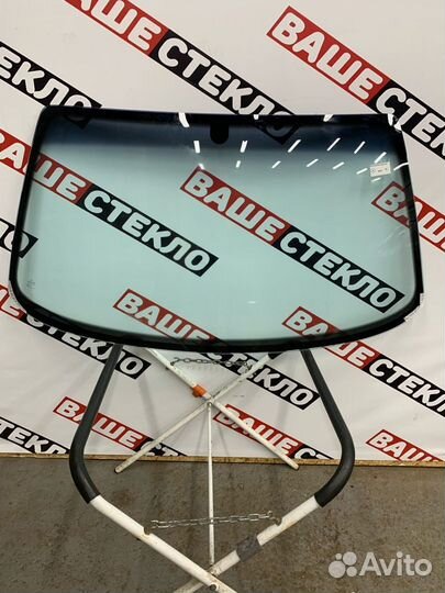 Лобовое стекло SsangYong Musso