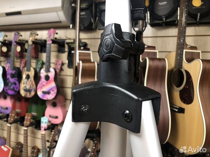 Стойка для акустической системы Soundking