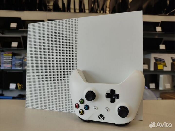 Игровая консоль Xbox One S 1TB