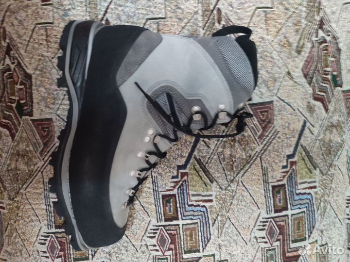 Ботинки альпинистские фарадей 700