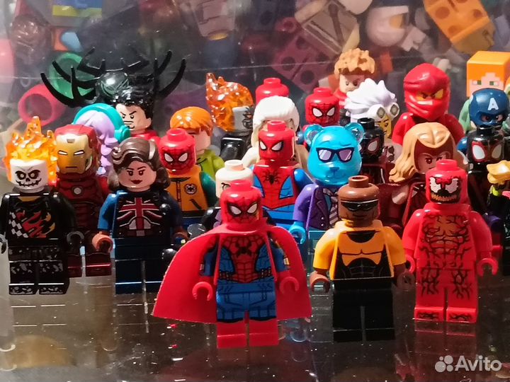 Продаю lego фигурки