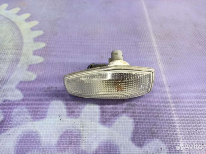 Повторитель в крыло Kia Sportage 2