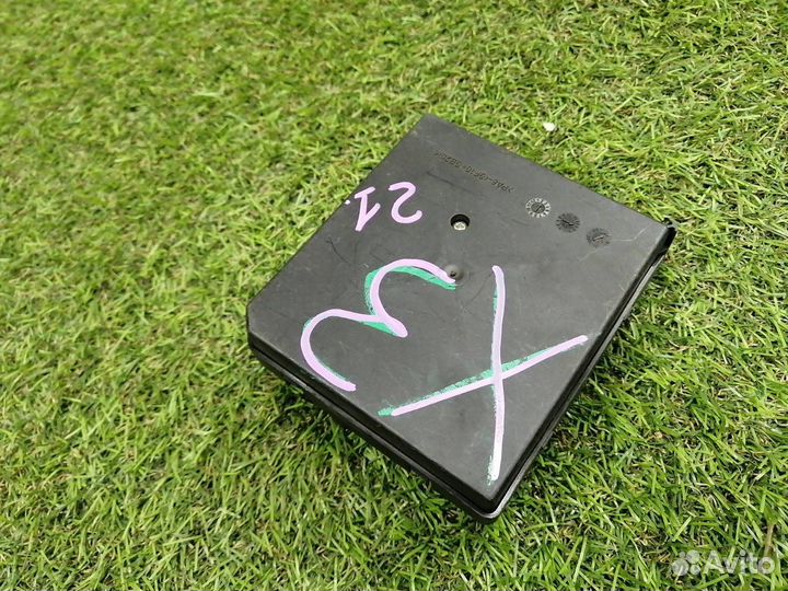 Блок предохранителей Bmw X3