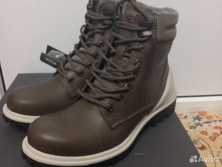 37р новые Ботинки Ecco tredtray w