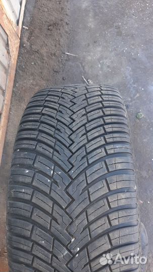 Pirelli Cinturato All Season SF 2 215/45 R17