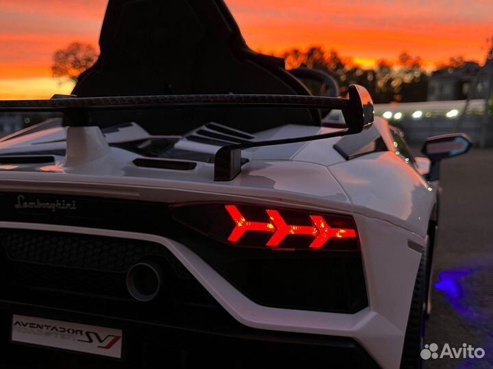 Детский электромобиль lamborghini Aventador