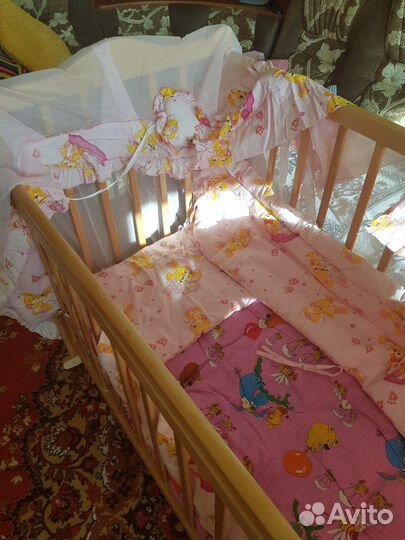 Бортики, балдахин