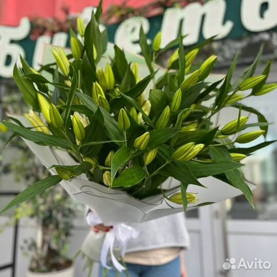 Букет из лилий
