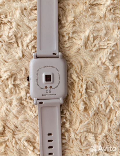 Умные фитнес часы Xiaomi A1608