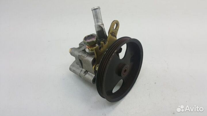 Насос гидроусилителя Nissan Primera P12, QG18DE